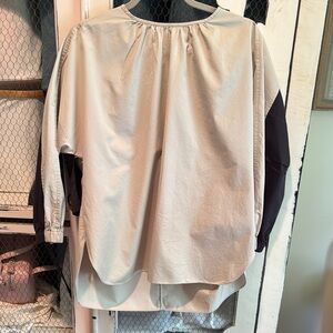 Tibi bi-color poplin cape top, size Medium, EUC, $125
